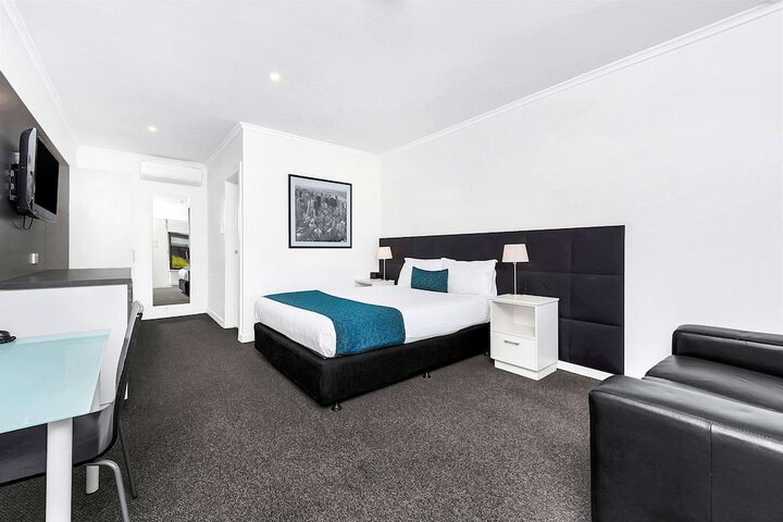 Room 13 of 53