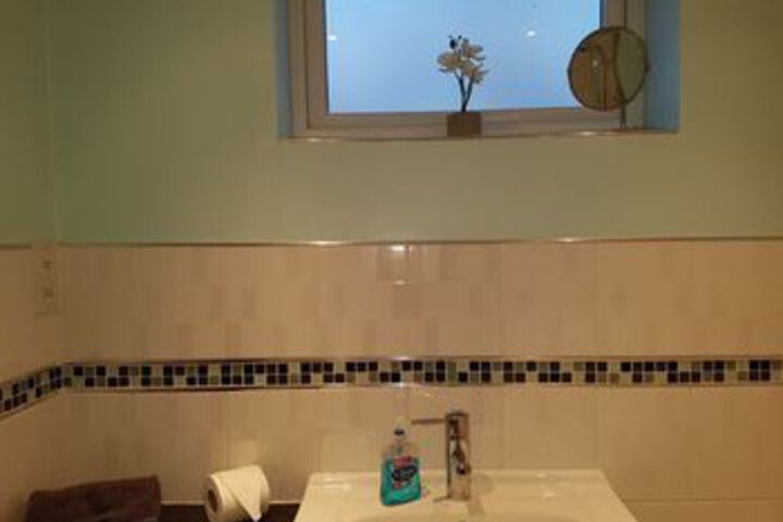 Room 4 of 30