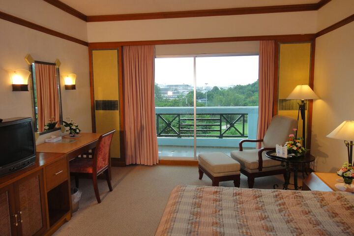 Room 19 of 44