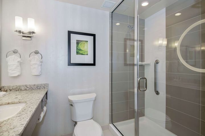 Bathroom shower