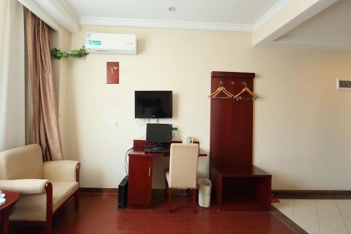 Room 40 of 54