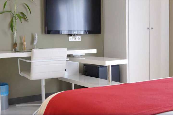 Room 25 of 54