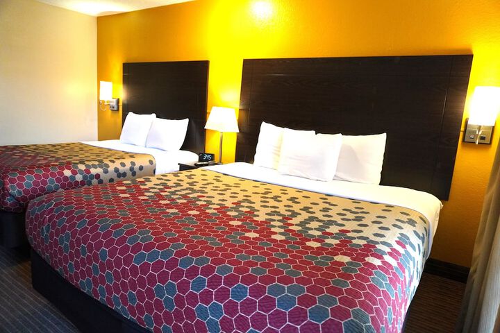 Room 62 of 88