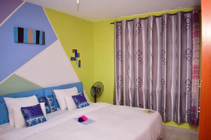 Room 2 of 11