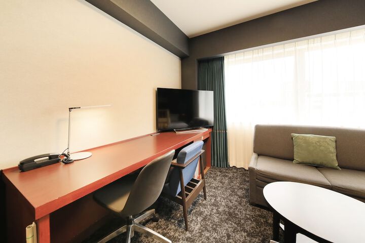Room 16 of 43