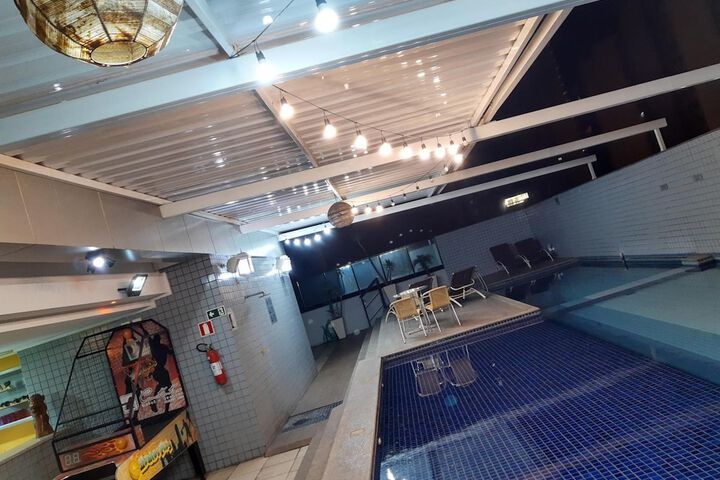 Pool 38 of 70