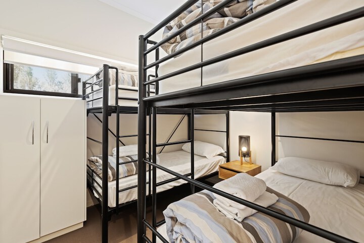 Room 16 of 139