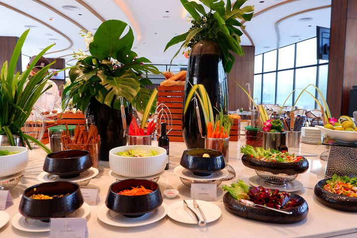 Dining 106 of 133
