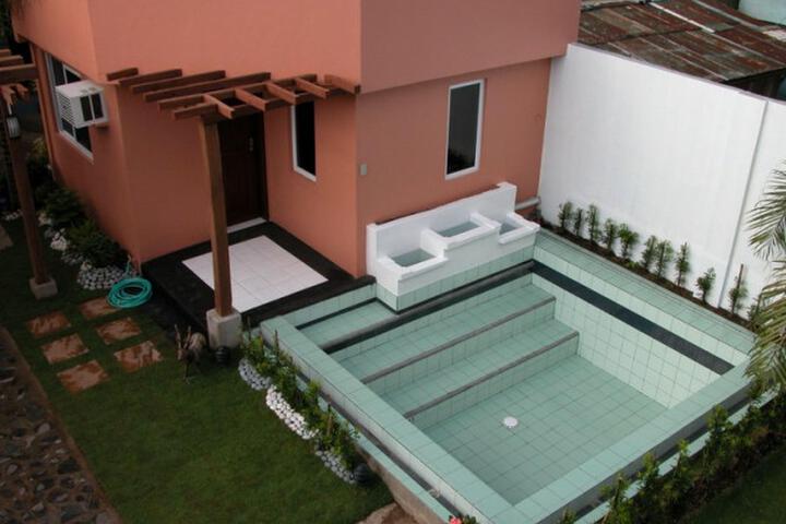 Pool 5 of 5
