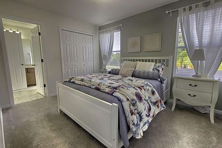 Room 103 of 221