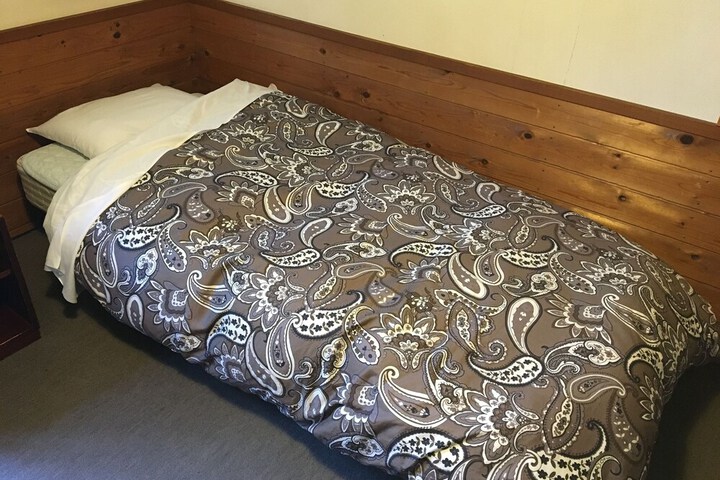 Room 7 of 31
