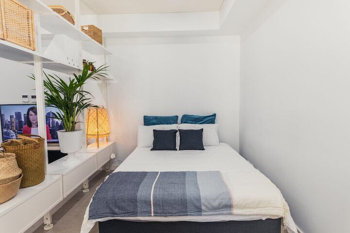 Room 2 of 24