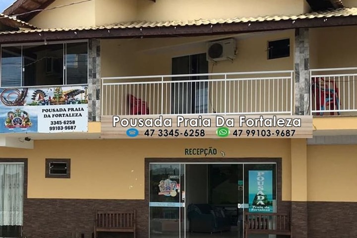 Pousada Praia da Fortaleza in Penha