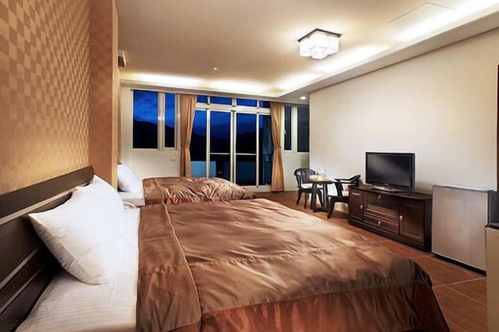 Room 10 of 22