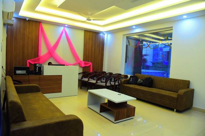 Hotel Interior 6 of 65