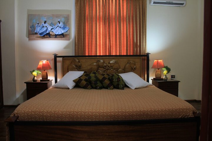 Room 35 of 70