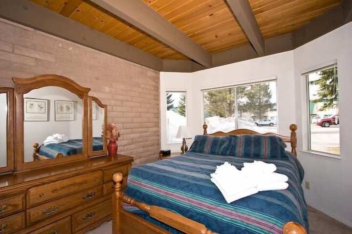 Room 3 of 17