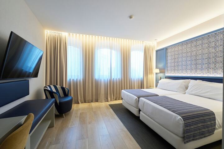 Room 19 of 79