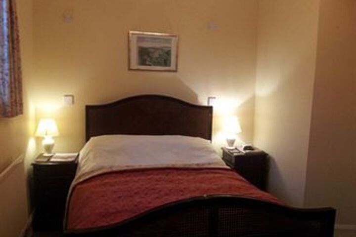 Room 7 of 23