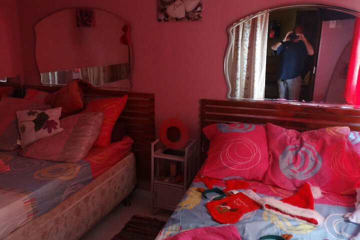 Room 6 of 22