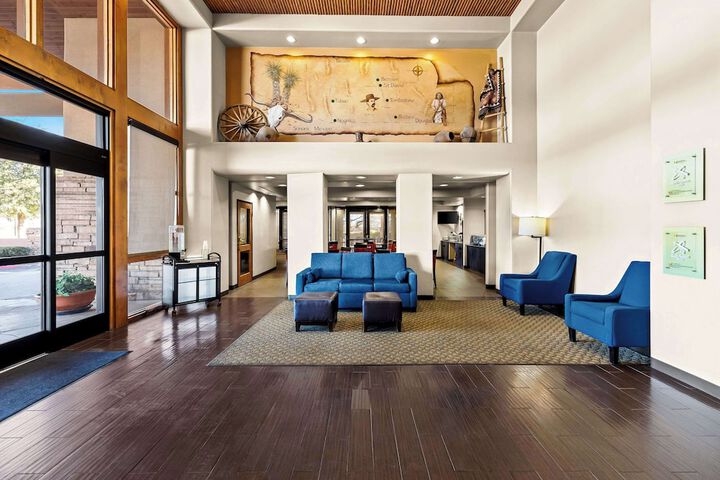 Hotel Interior 3 of 39