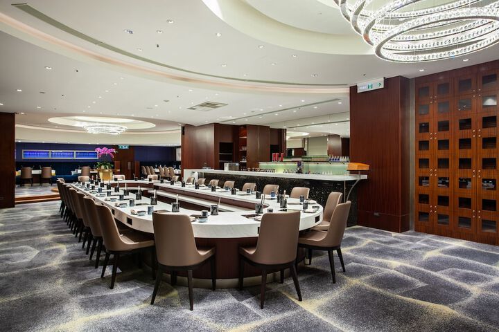 Dining 74 of 129