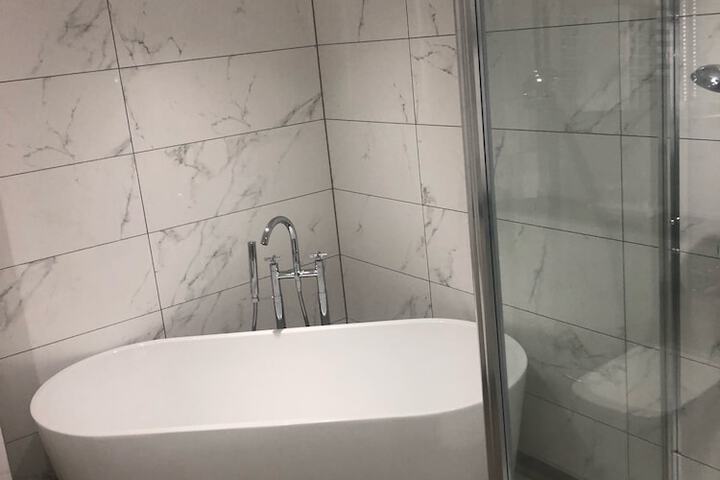Room 18 of 47