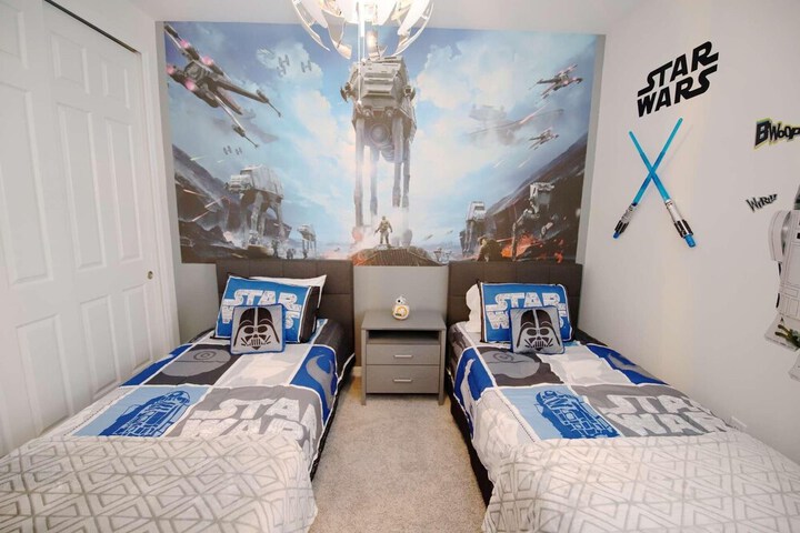 Room 5 of 50