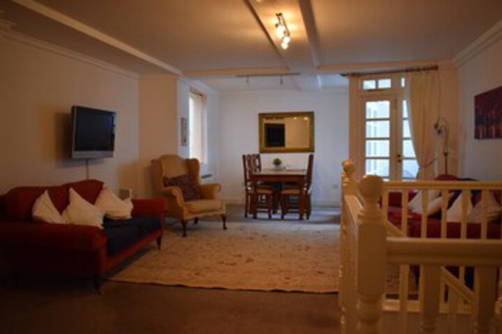 Room 2 of 14