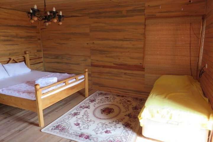 Room 20 of 38