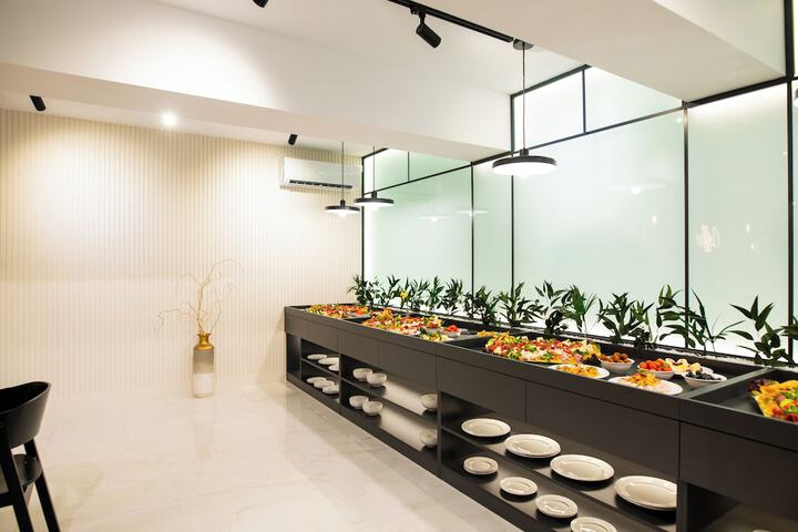 Dining 129 of 132