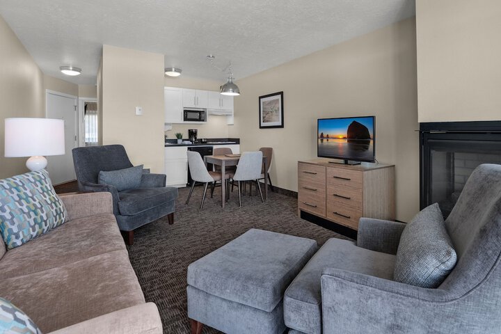 Room 14 of 40