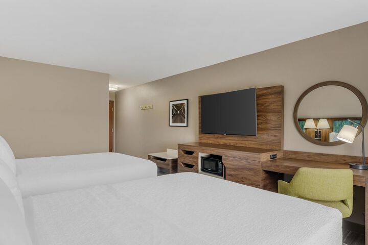 Room 19 of 46