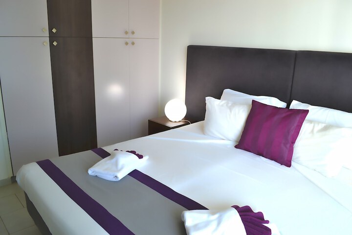 Room 10 of 81