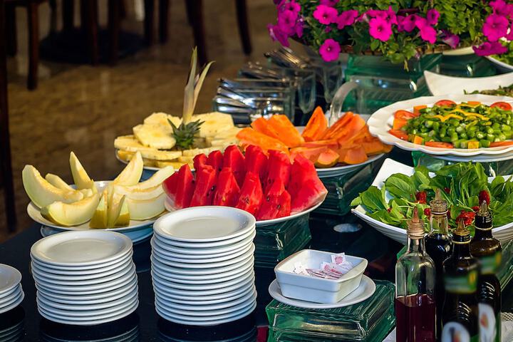 Dining 42 of 71