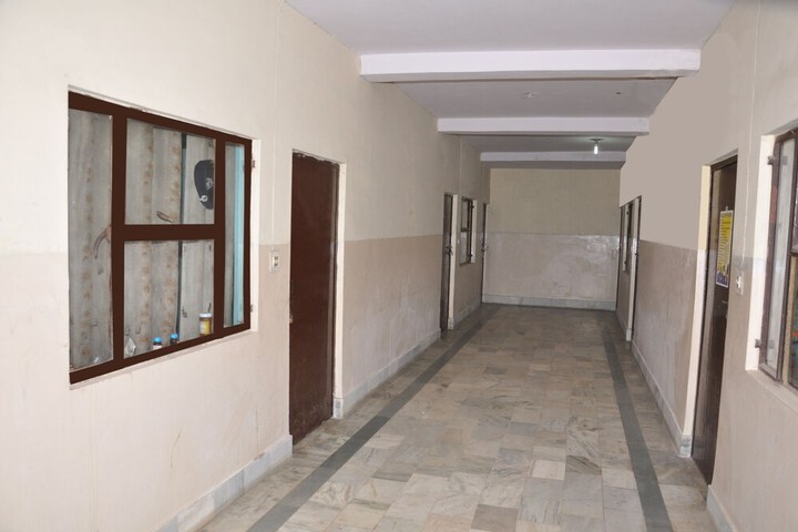 Ballroom/Hall 60 of 70