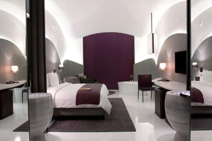 Room 12 of 41