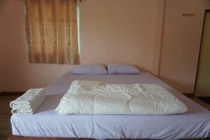 Room 18 of 26