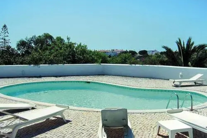 Pool 7 of 11