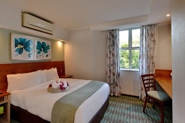 Room 9 of 25
