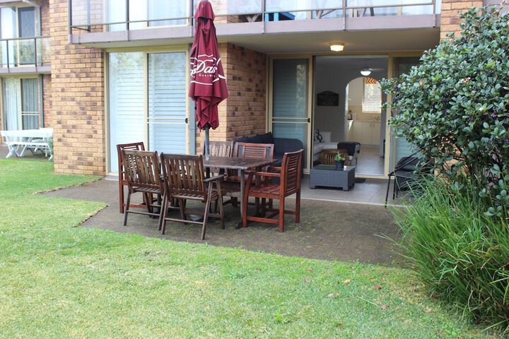 Terrace/Patio 9 of 10