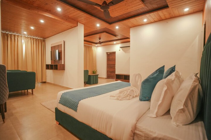 Room 14 of 29