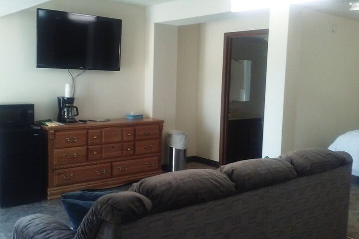 Room 26 of 63