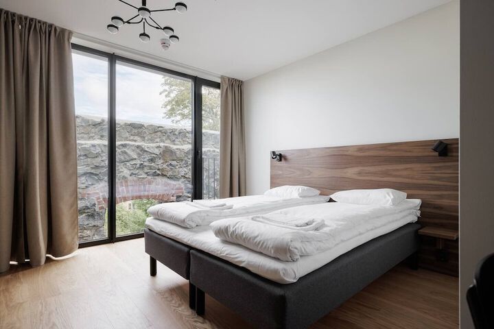 Room 20 of 162