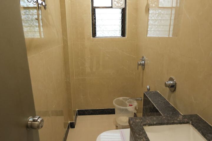 Clean Restrooms
