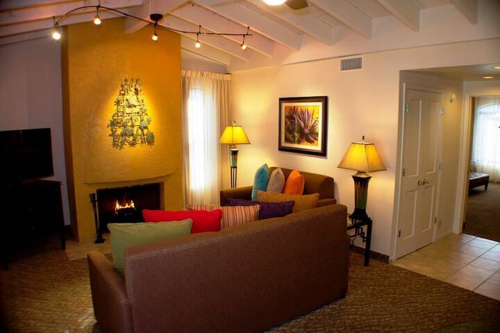 Room 5 of 16