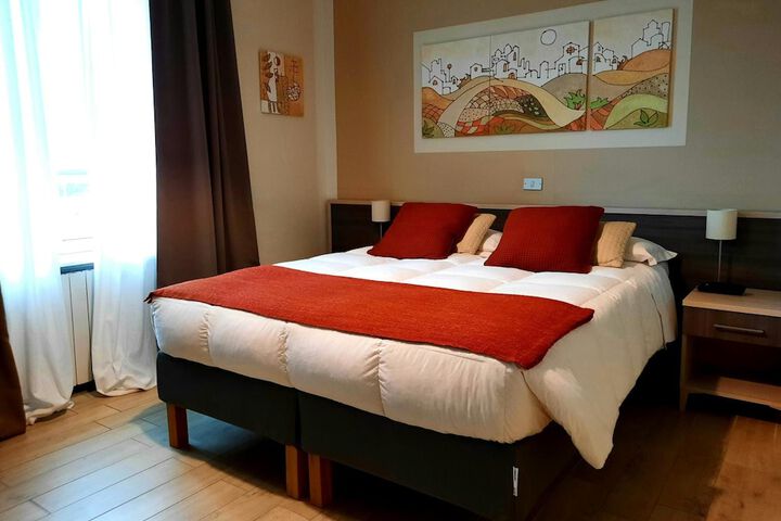 Room 3 of 47