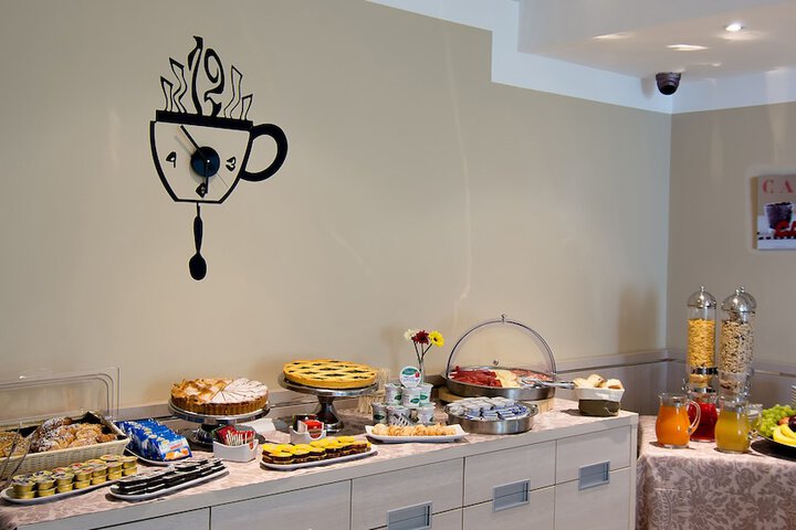 Breakfast/Coffee Service 39 of 51