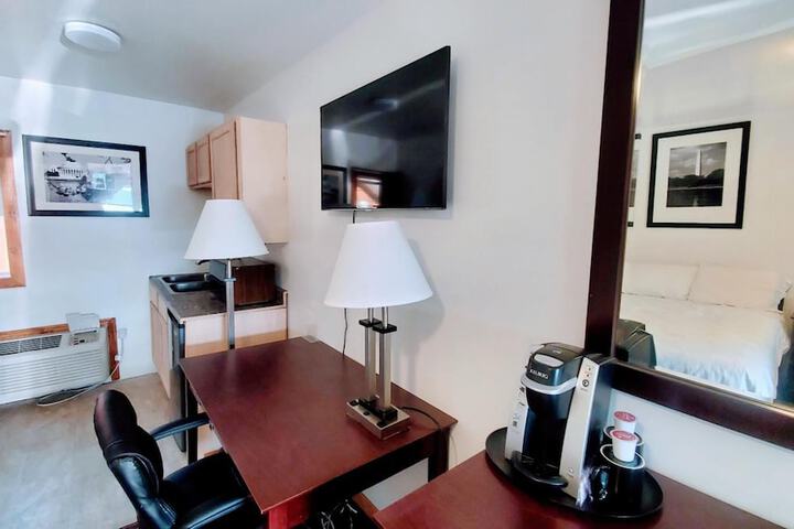 Room 3 of 50