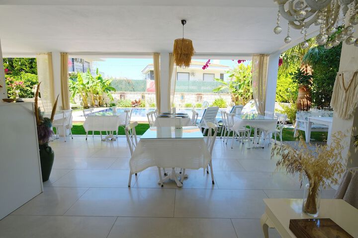 Hotel Interior 2 of 117